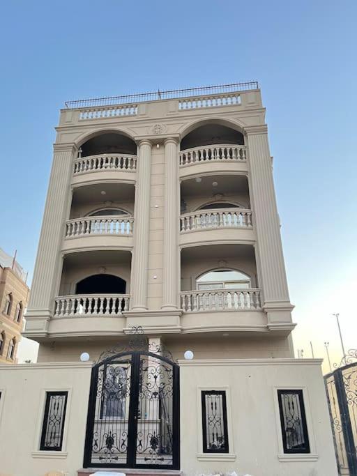 Luxury 3Br Apartment West Somid, Giza 6th of October City Exterior photo